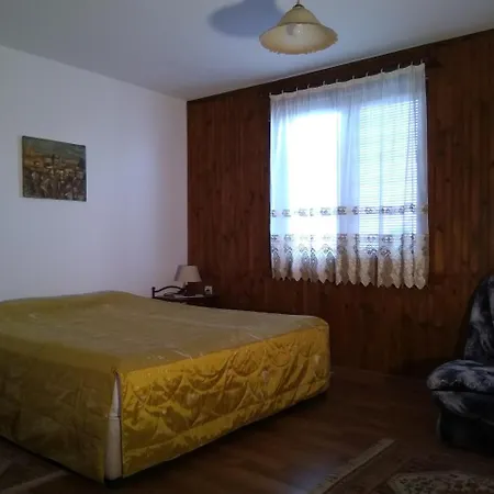 Къща за гости Geranium Велико Търново